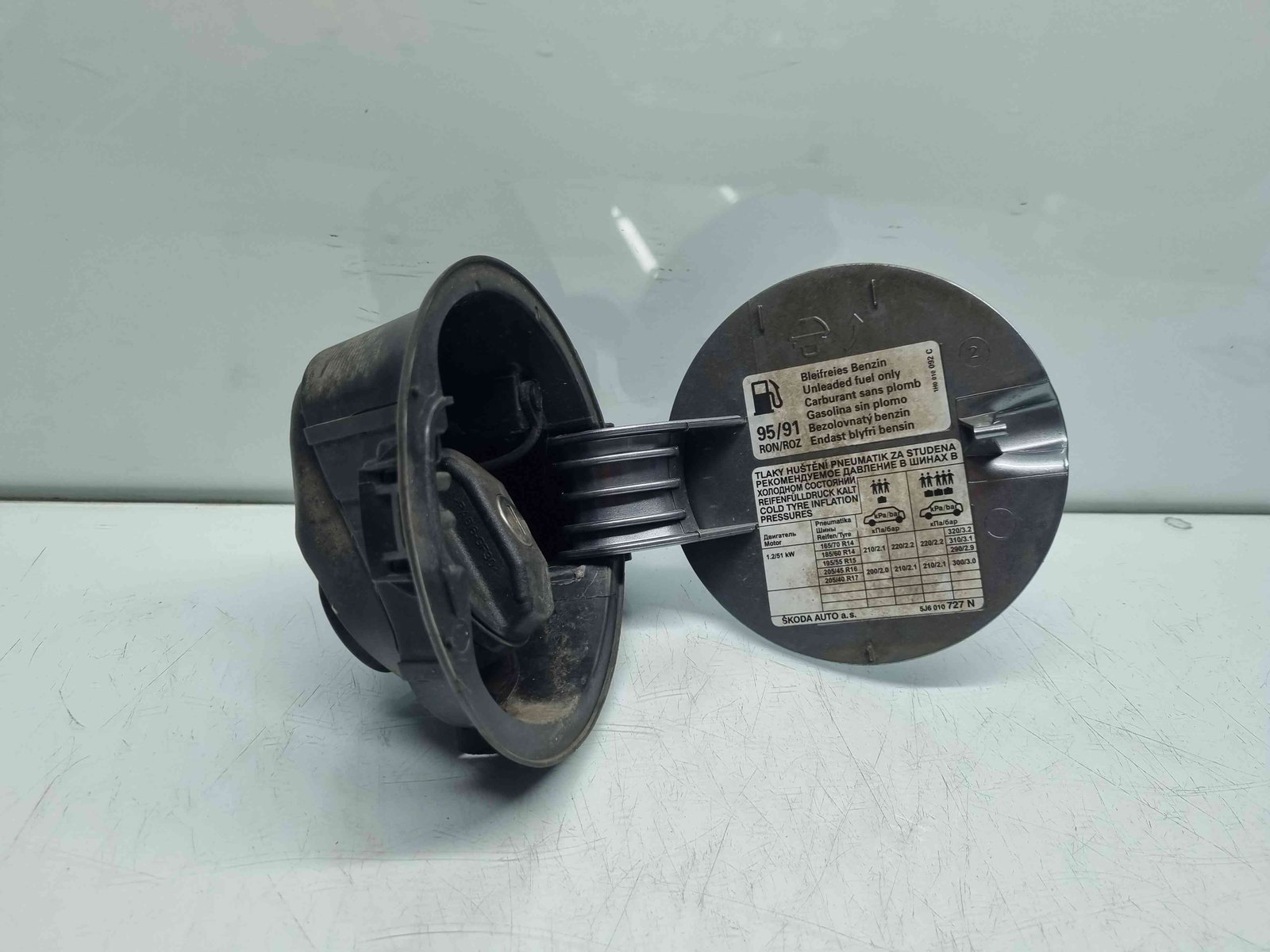 Capac rezervor Skoda Fabia 2 (5J, 542) [Fabr 2007-2014] - imagine 3