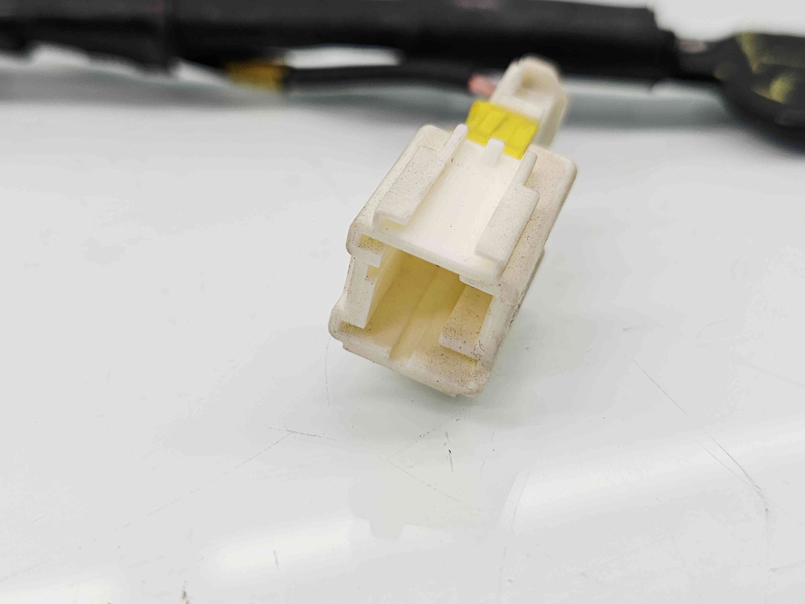 Capsa centura stanga fata Peugeot 308 [Fabr 2007-2013] OEM - imagine 2