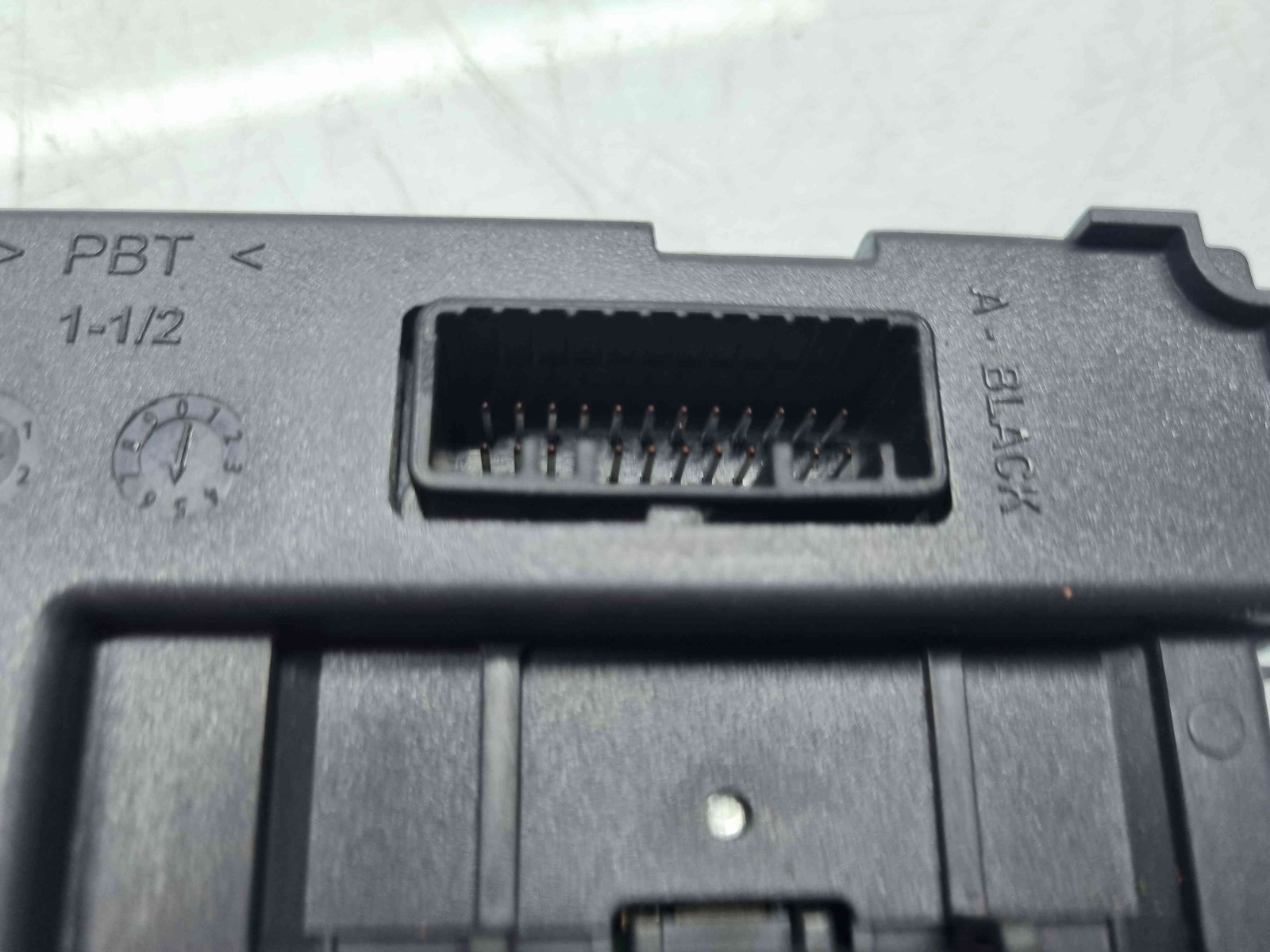 Contact cu cheie Renault Clio 4 (B98) Hatchback [Fabr 2012-2020] 285906994R 1.2 B D4F74055KW / 75CP - imagine 3