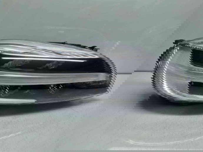  Far dreapta Volvo V40 II Rdesign [Fabr 2013-2019] 32228486