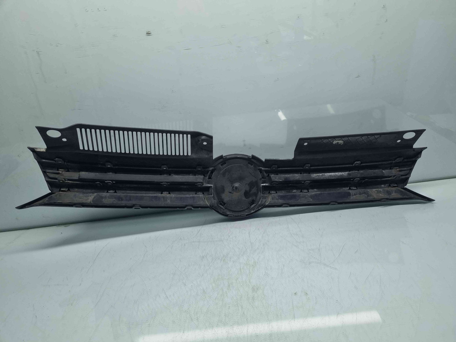 Grila bara fata Volkswagen Golf 6 (5K1) [Fabr 2009-2013] - imagine 5