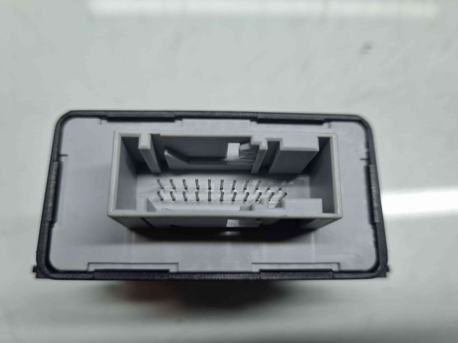 Modul control lumini Audi A1 Sportback (8XF) [Fabr 2011-2018] 8X0907357E - imagine 4