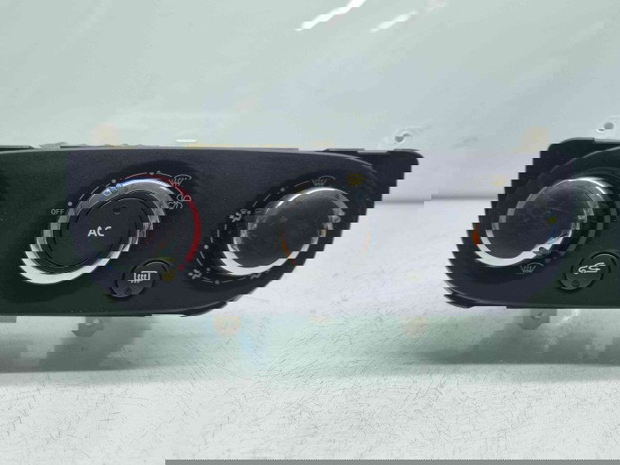  Panou comanda clima Renault Clio 4 (B98) Hatchback [Fabr 2012-2020] T1019676Z