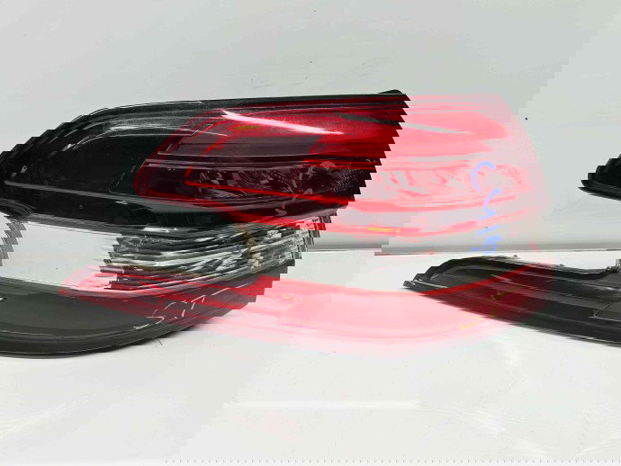  Stop aripa stanga Peugeot 308 (II) [Fabr 2013-2020] 9678093980