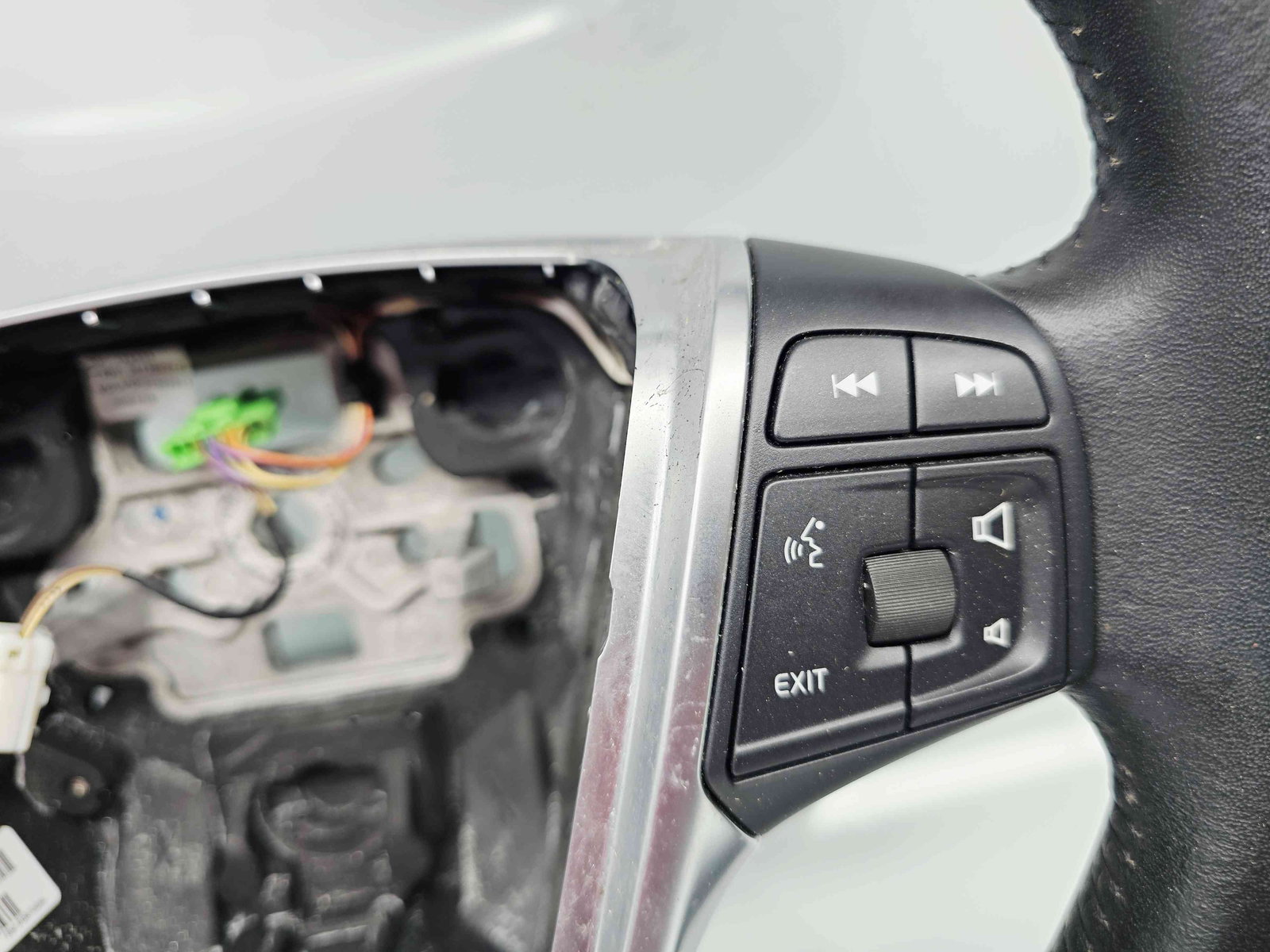 Volan Volvo V40 II Rdesign [Fabr 2013-2019] 34220710A - imagine 3