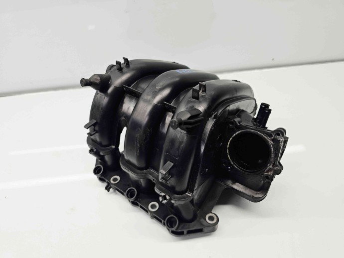Galerie admisie  Volkswagen Polo (9N) [Fabr 2001-2008] 03E129711D 1.2 Benz BZG 51KW / 70CP