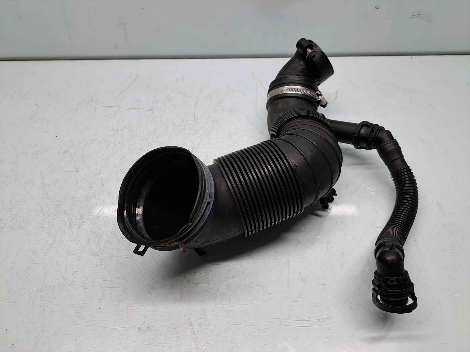 Tub admisie aer Volkswagen Passat B6 (3C2) [Fabr 2005-2010] 3C0129654P/AJ 2.0 TDI CFFB 103KW / 140CP - imagine 3