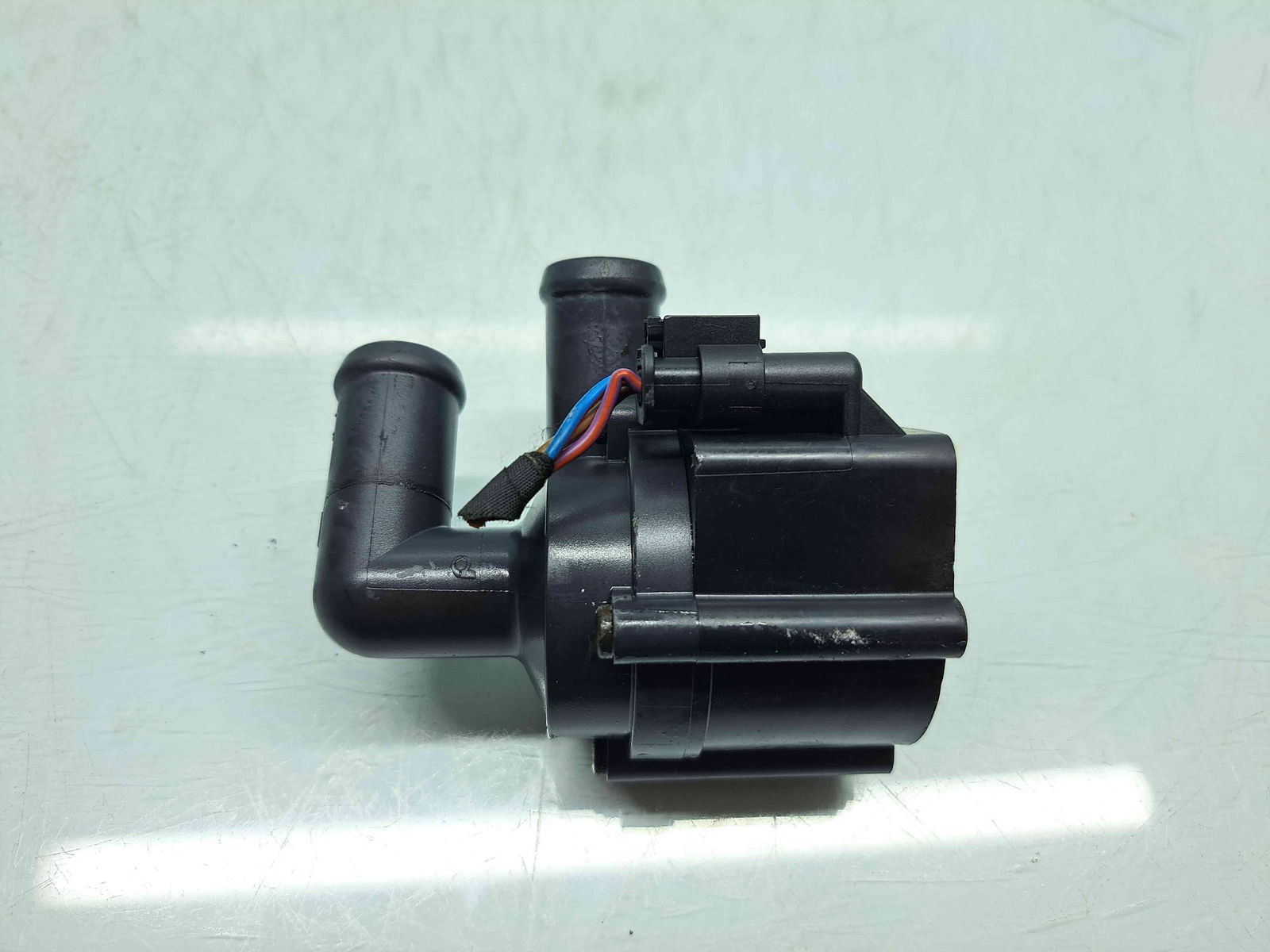 Pompa recirculare apa Skoda Octavia 2 (1Z3) [Fabr 2004-2013] 5N0965561 2.0 TDI CFFB 103KW / 140CP - imagine 4