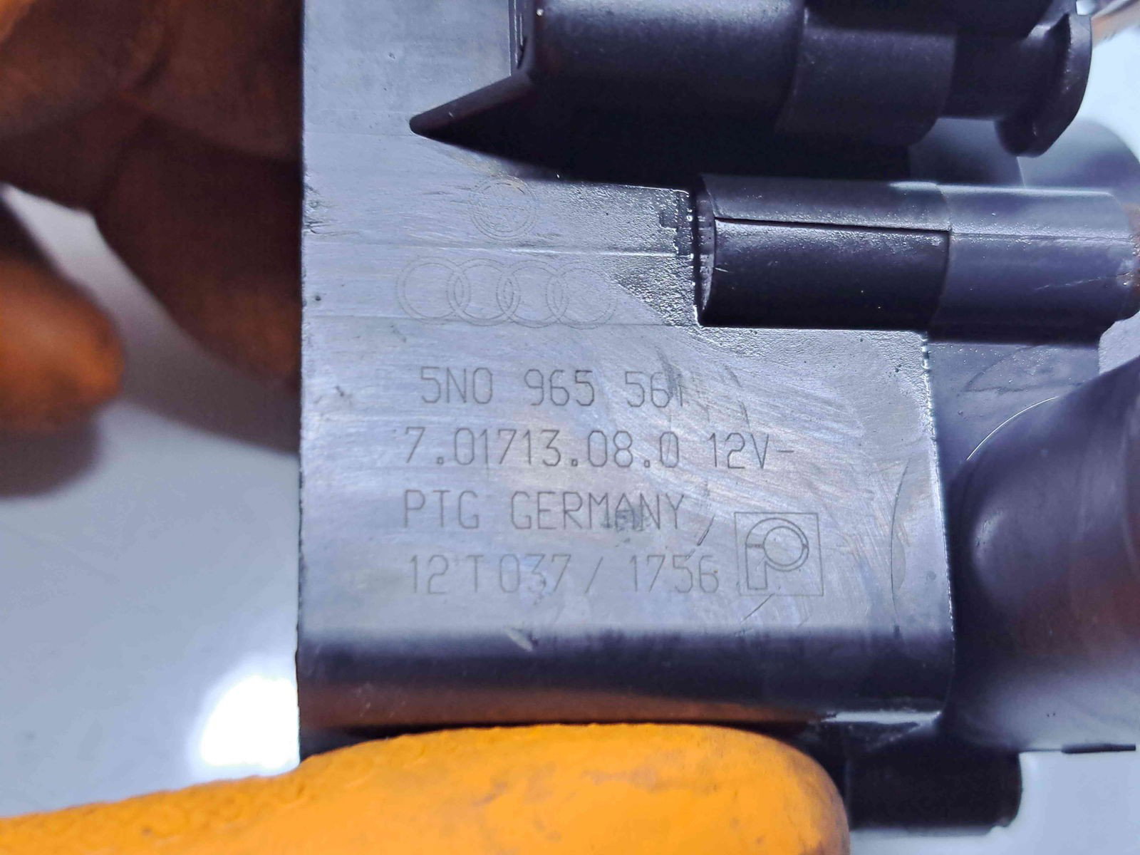 Pompa recirculare apa Skoda Yeti (5L) [Fabr 2009-2020] 5N0965561 2.0 TDI CFFB 103KW / 140CP - imagine 2