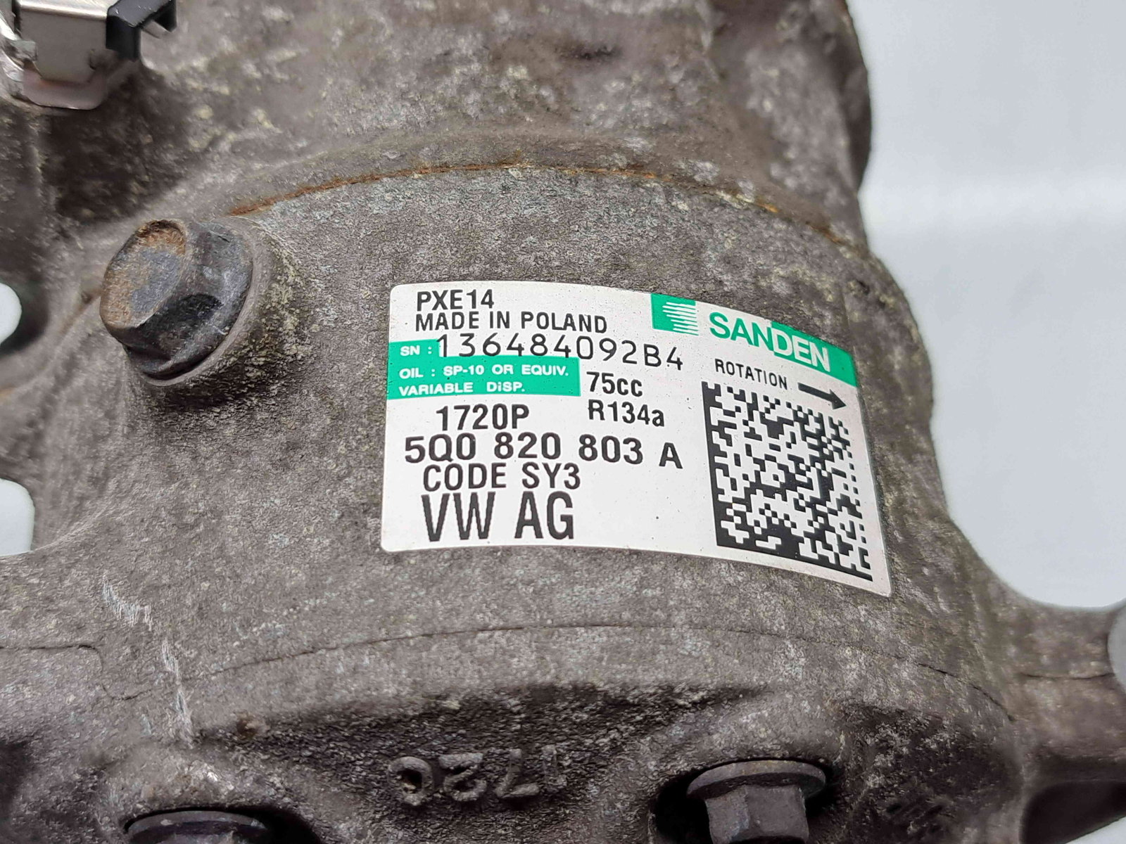 Compresor clima Seat Toledo 4 (KG3) [Fabr 2012-2018] 5Q0820803A 1.6 TDI CAYC 77KW / 105CP - imagine 3