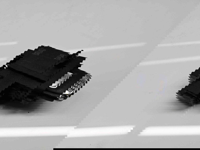  Contact cu cheie Audi A4 (8K5, B8) Avant [Fabr 2008-2015] 8K0909131D 2.0 TDI CAGA105KW / 143CP