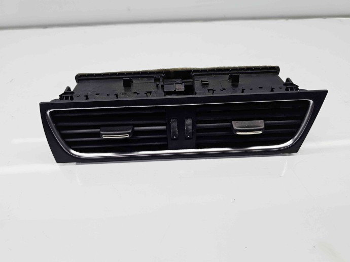 Grila aerisire centrala Audi A4 (8K2, B8) [Fabr 2008-2015] 8T2820951B