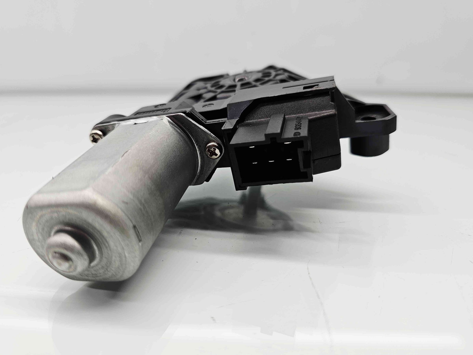 Motoras geam stanga spate Mercedes Clasa C Combi (W205) [Fabr 2015-prezent] - imagine 4