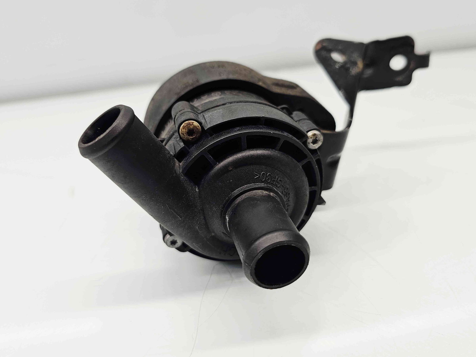 Pompa recirculare apa Mercedes Clasa C Combi (W205) [Fabr 2015-prezent] A2118350364 2.2 CDI 651921 150KW / 204CP - imagine 5