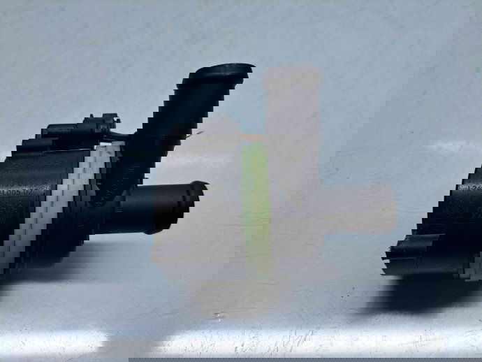 Pompa recirculare apa Seat Toledo 4 (KG3) [Fabr 2012-2018] 6R0965561A 1.6 TDI CAYC 77KW / 105CP