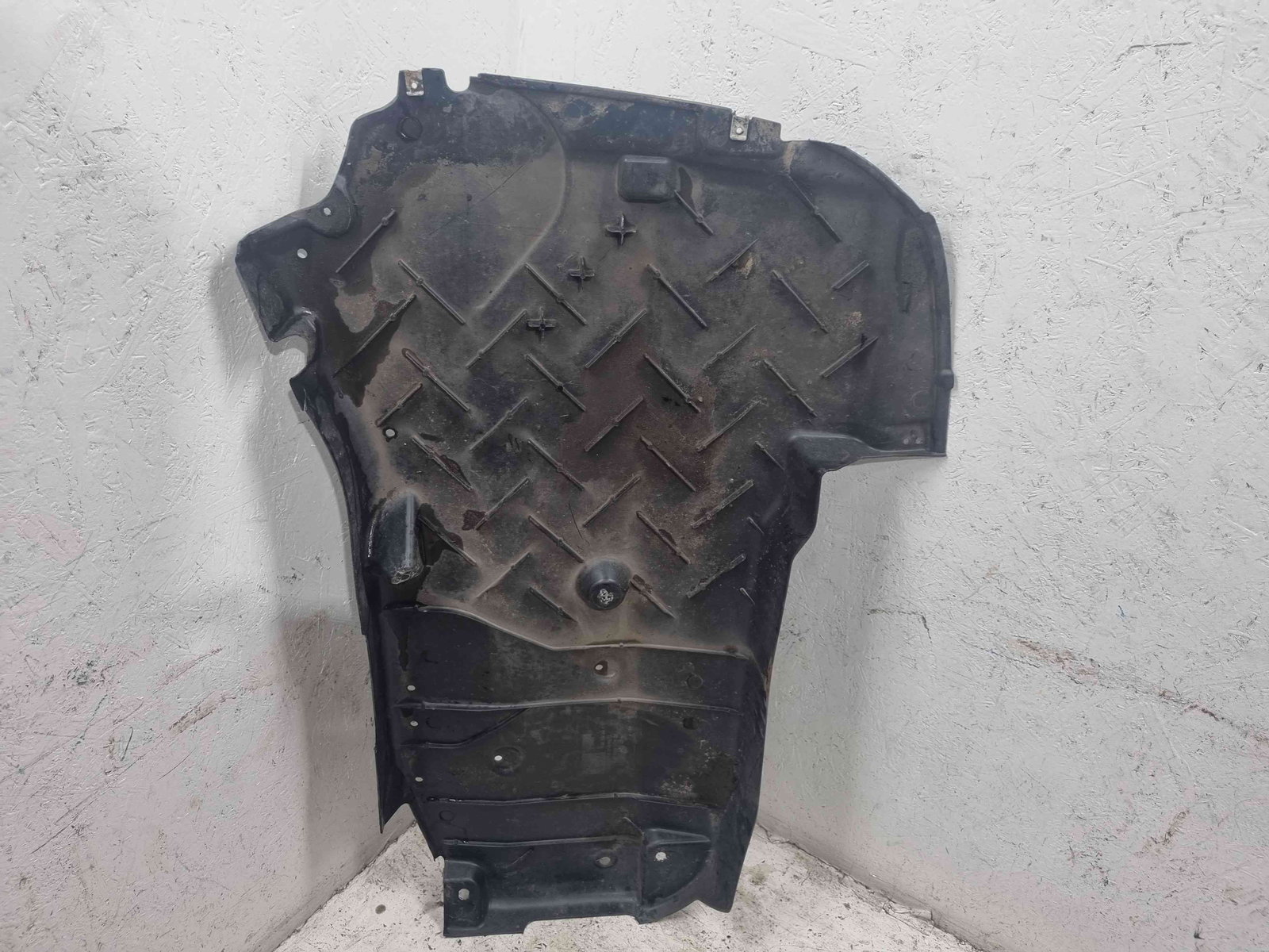 Scut motor Mercedes Clasa C Combi (W205) [Fabr 2015-prezent] - imagine 2