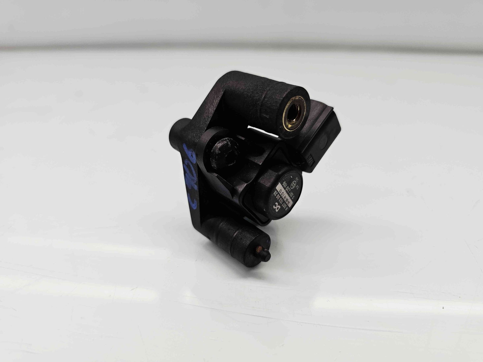 Senzor presiune Mercedes Clasa C Combi (W205) [Fabr 2015-prezent] A0071530028 - imagine 4