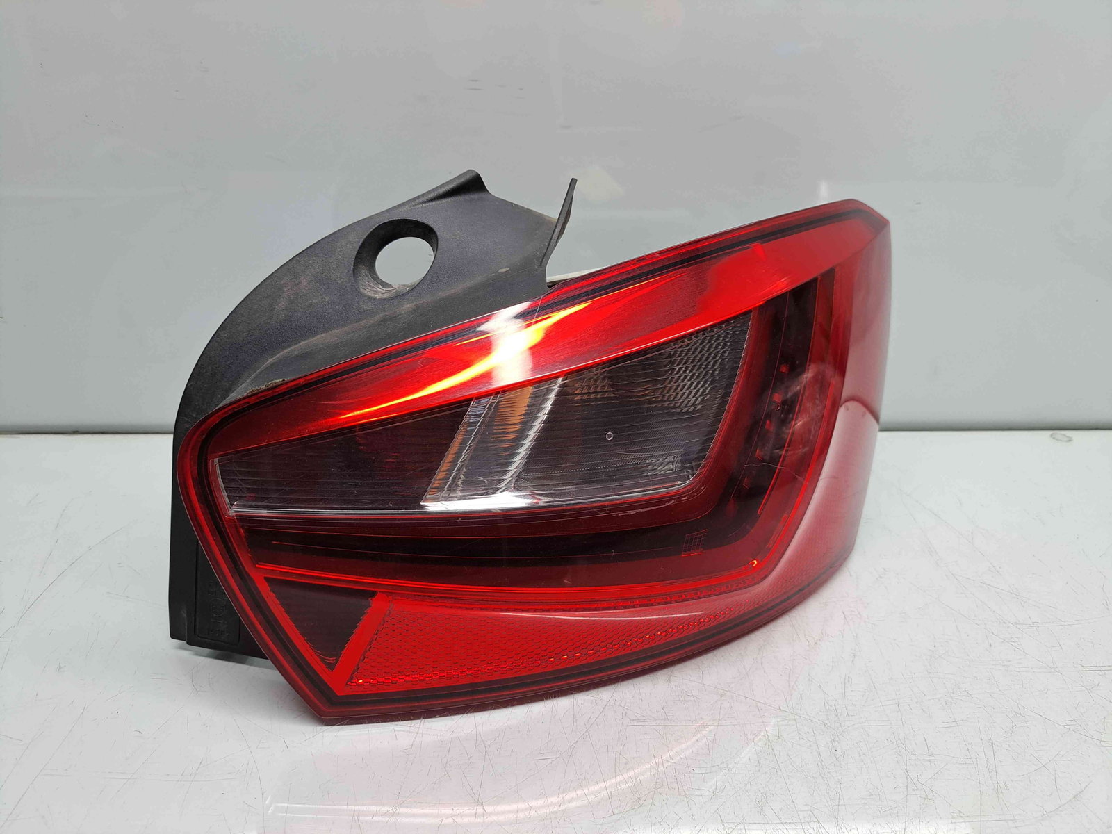 Stop aripa dreapta Seat Ibiza 5 (6J5) FR [Fabr 2008-2017] 6J4945096M - imagine 1