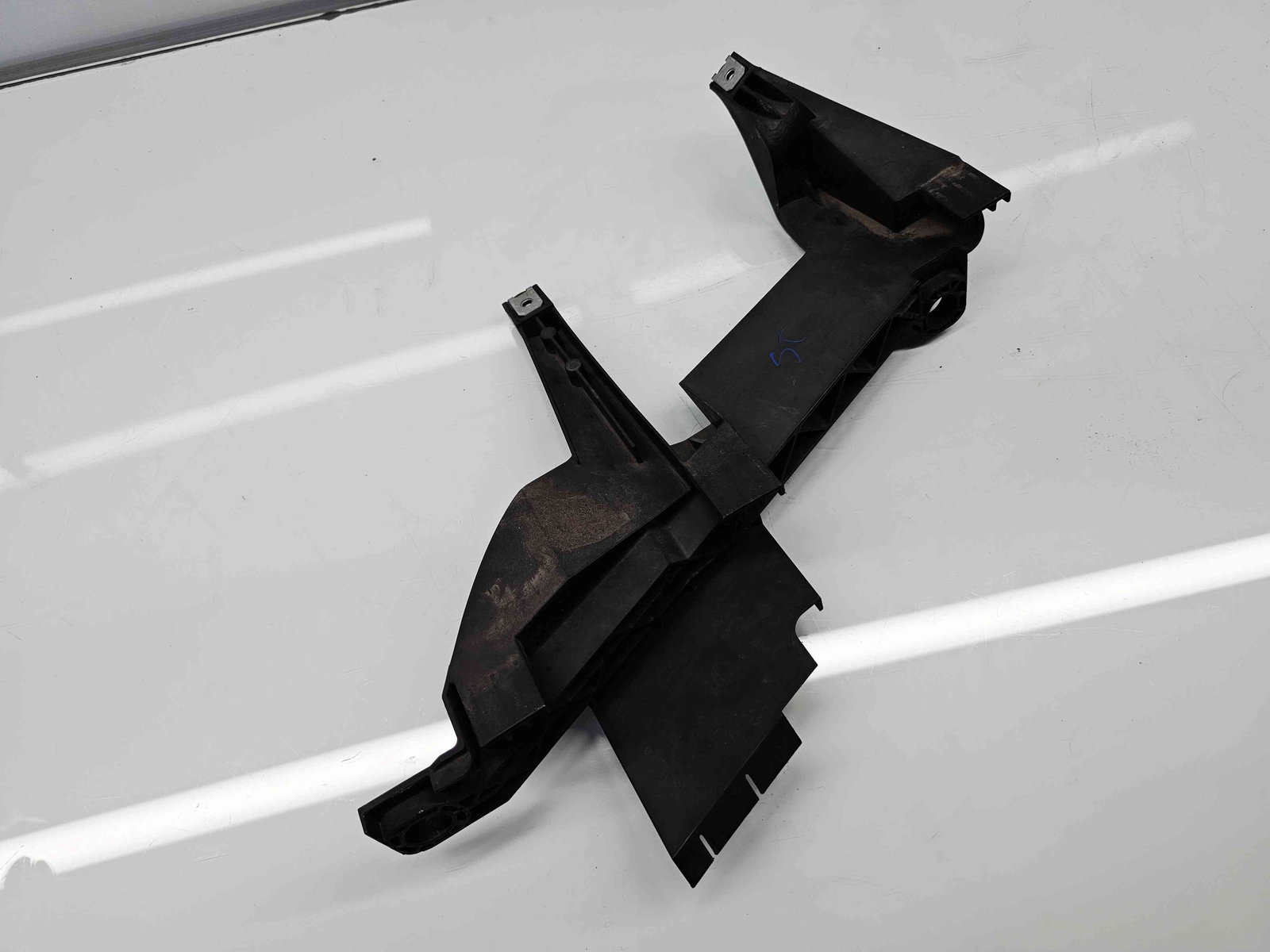 Suport far stanga Bmw X3 (E83) [Fabr 2003-2009] - imagine 5