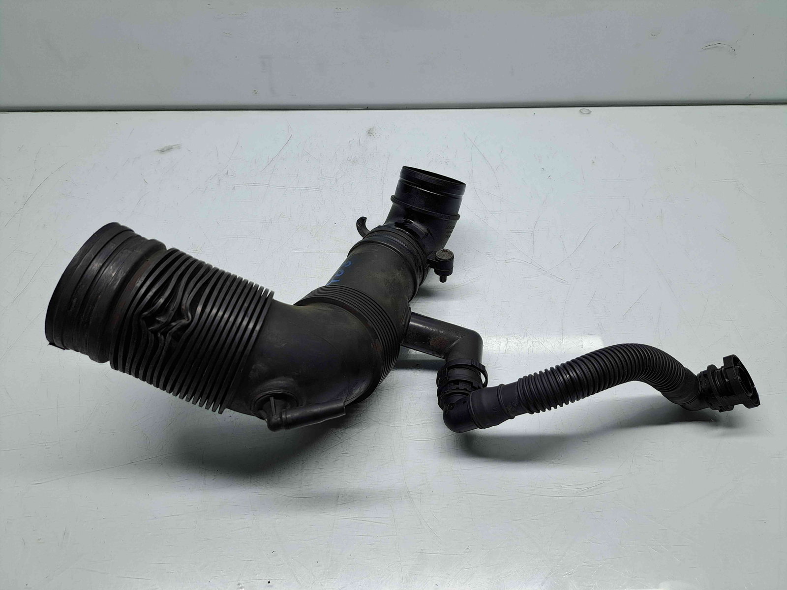 Tub admisie aer Seat Toledo 4 (KG3) [Fabr 2012-2018] 6R0129654C 1.6 TDI CAYC 77KW / 105CP - imagine 3