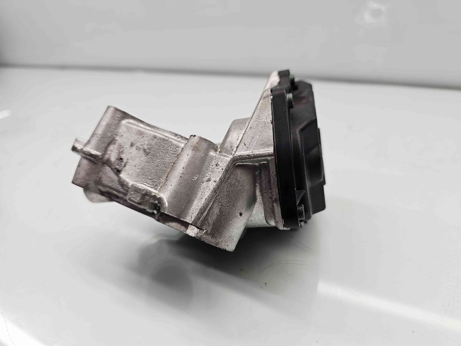 Supapa EGR Mercedes CLS (C218) [Fabr 2011-2018] A6511400860 2.2 CDI 651921 150KW / 204CP - imagine 2