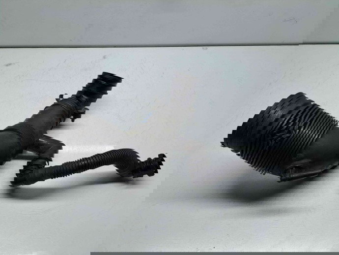 Tub admisie aer  Volkswagen Polo (6R) [Fabr 2009-2016] 6R0129654C 1.6 TDI CAYC 77KW / 105CP