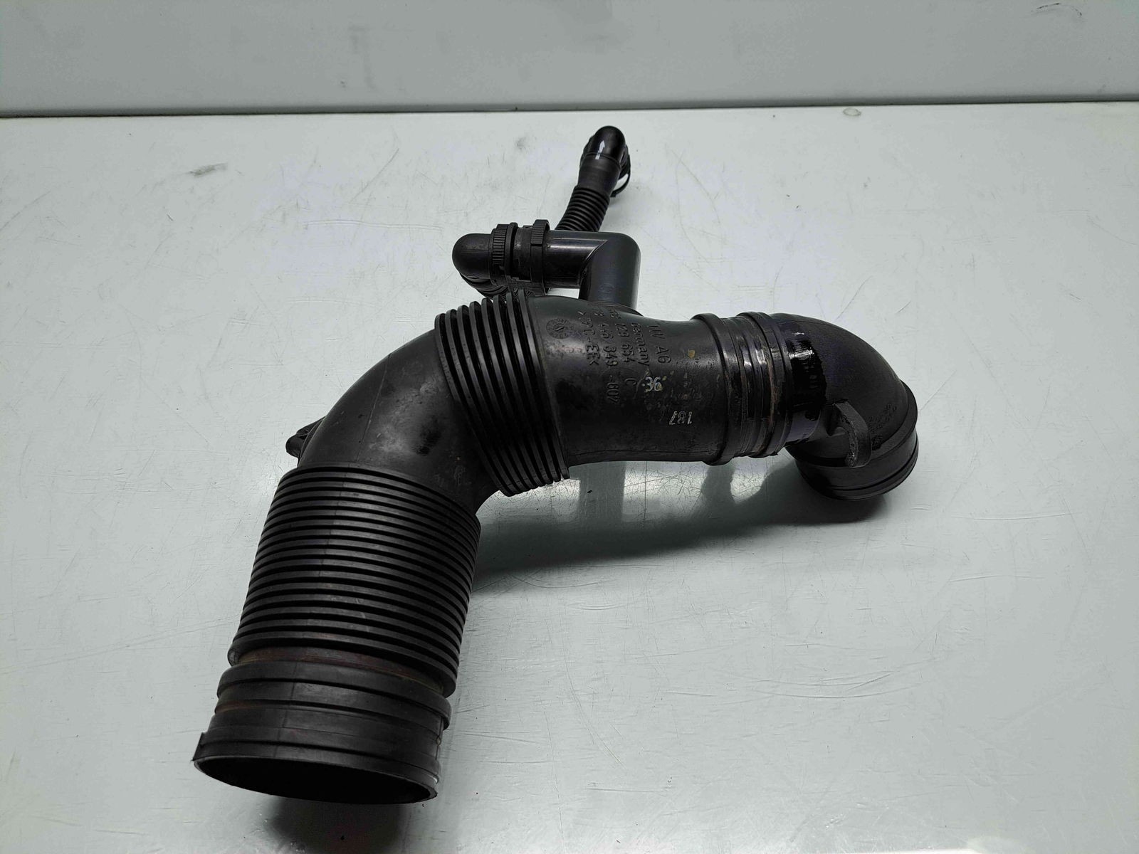 Tub admisie aer Volkswagen Polo (6R) [Fabr 2009-2016] 6R0129654C 1.6 TDI CAYC 77KW / 105CP - imagine 4