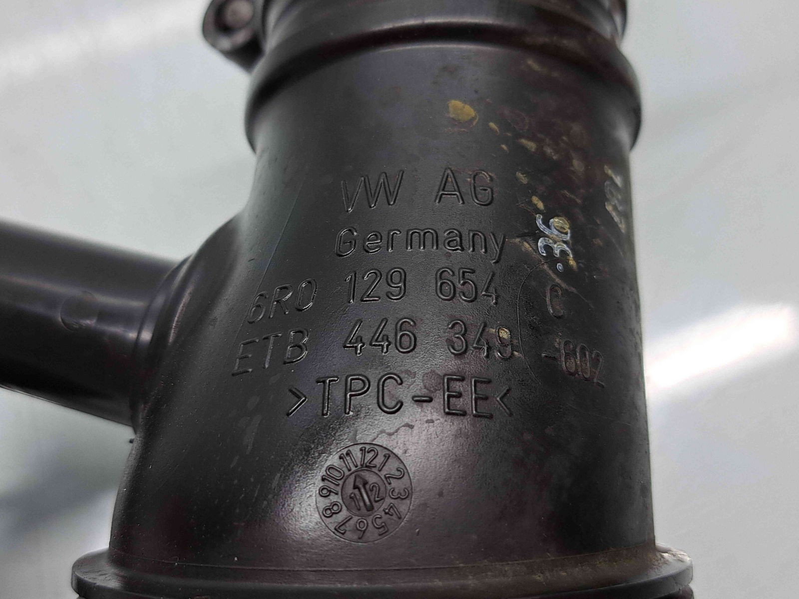 Tub admisie aer Skoda Rapid (NH3) [Fabr 2012-2019] 6R0129654C 1.6 TDI CAYC 77KW / 105CP - imagine 2