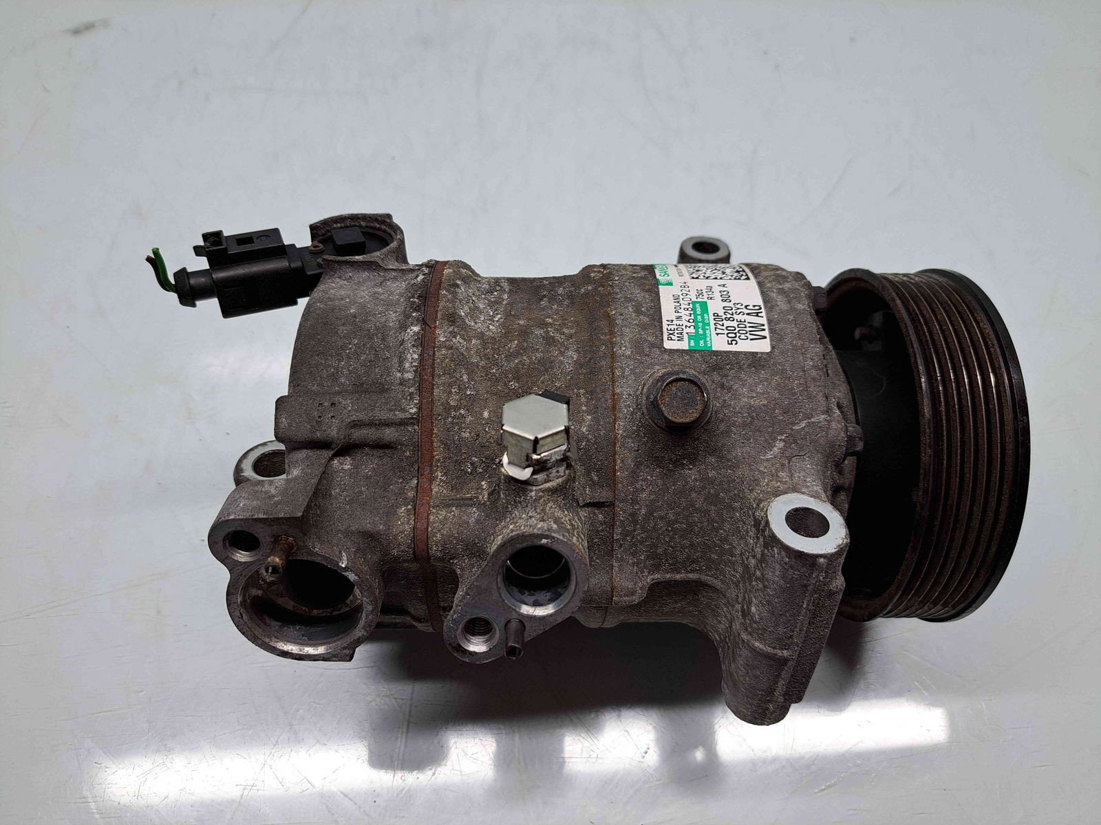 Compresor clima Volkswagen Beetle (5C1) [Fabr 2011-prezent] 5Q0820803A 1.6 TDI CAYC 77KW / 105CP