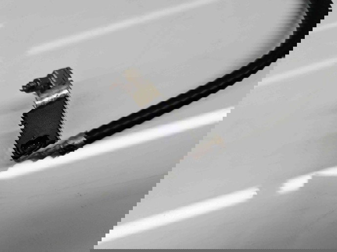  Borna baterie (-)  AUDI A5 (8T3) [Fabr 2007-2015] 8K0915181E 