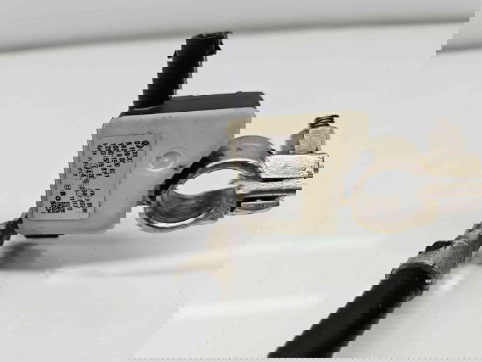  Borna baterie (-)  AUDI A5 (8T3) [Fabr 2007-2015] 8K0915181E 