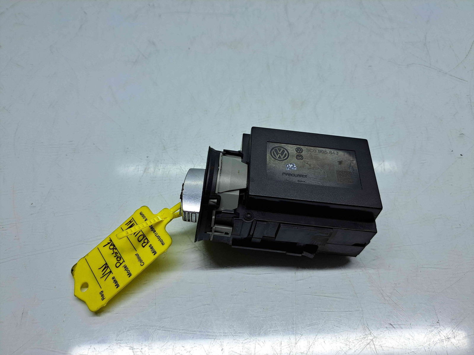 Contact cu cheie Volkswagen Passat CC (357) [Fabr 2008-2012] 3C0905843T 2.0 TDI CFFB103KW / 140CP
