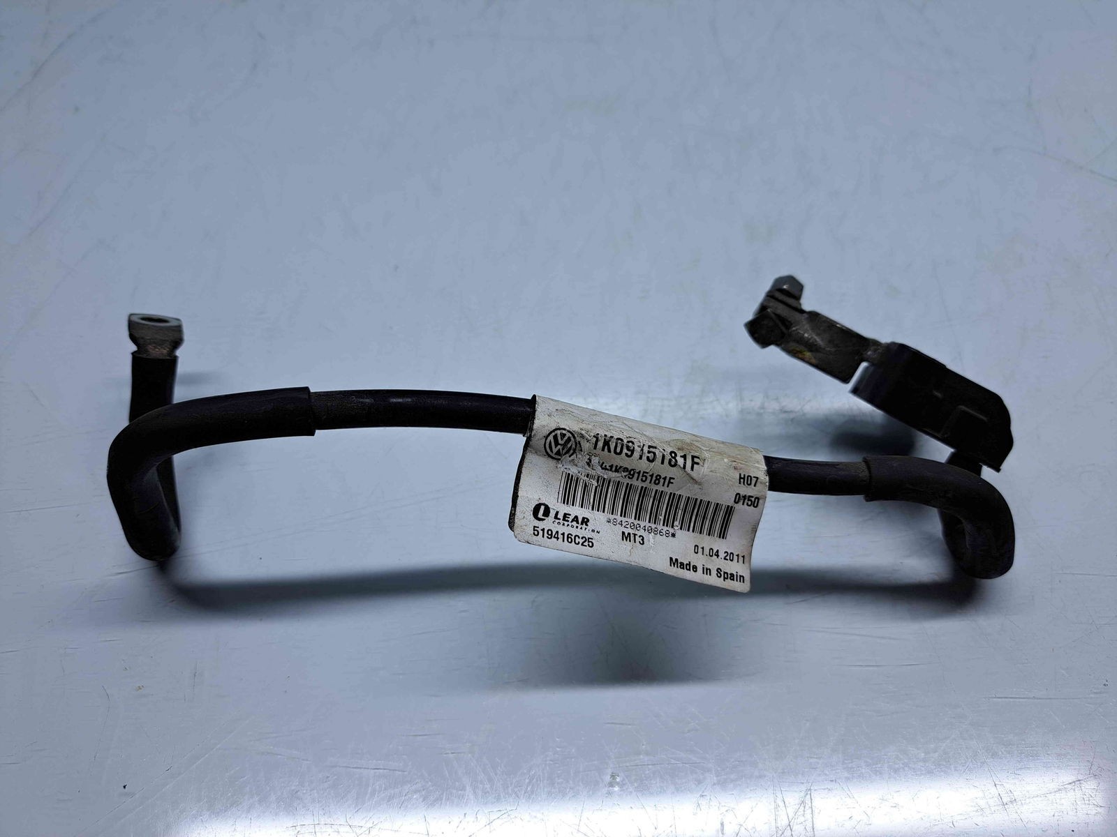 Borna baterie (-) Volkswagen Golf 6 (5K1) [Fabr 2009-2013] 1K0915181F