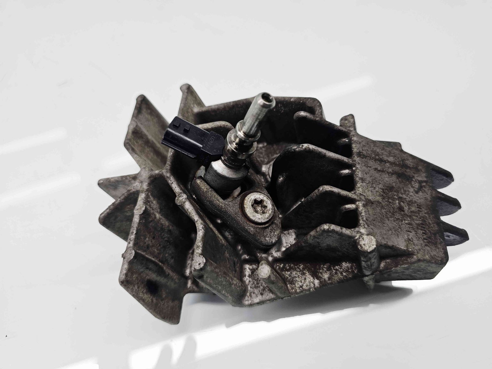 Injector Adblue Nissan Juke [Fabr 2010-prezent] 8200771226 1.5 DCI K9K430 81KW / 110CP - imagine 6