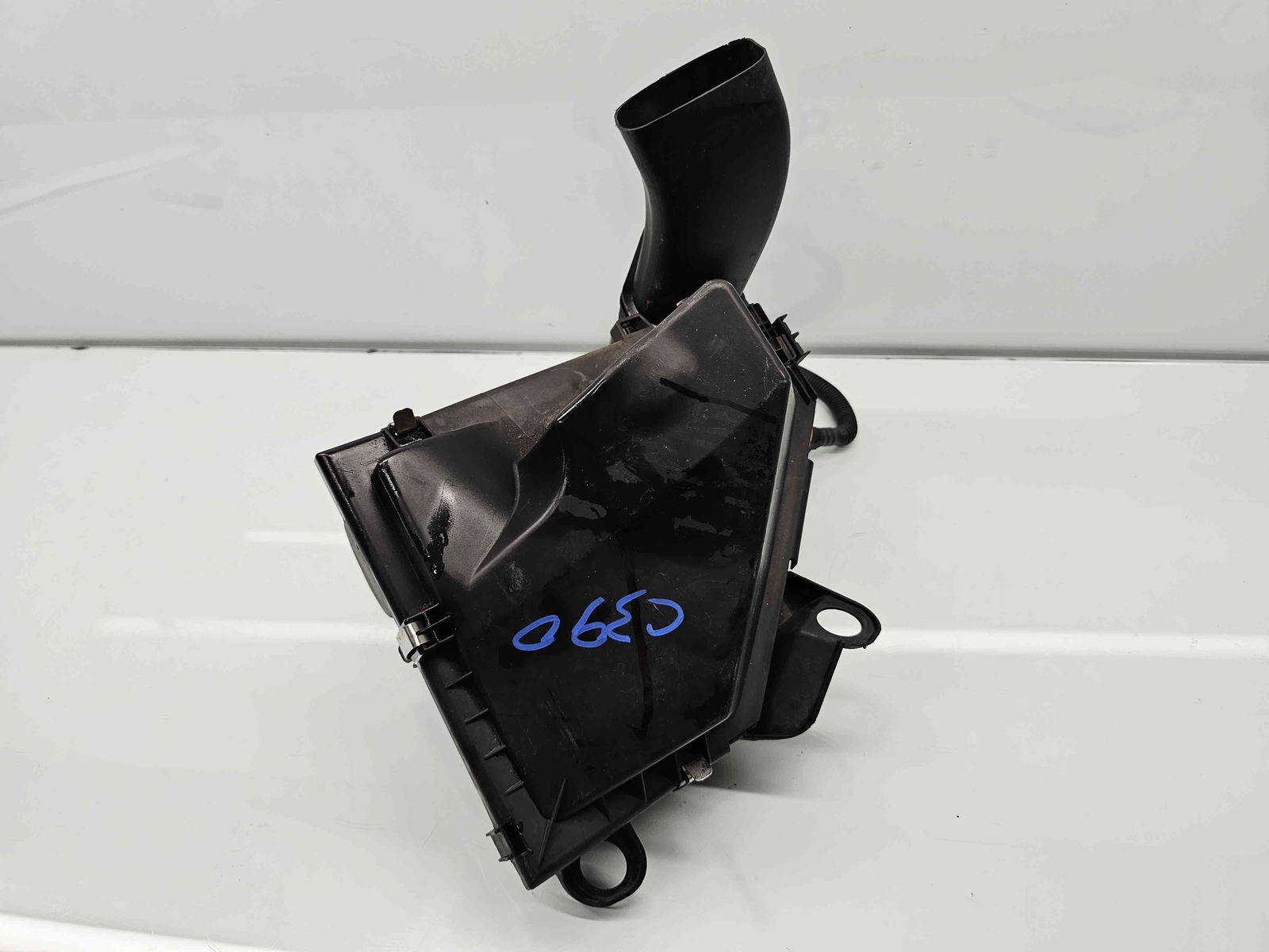 Carcasa filtru aer Bmw X1 (E84) [Fabr 2009-2015] 7797467 2.0D N47D20 105KW / 143CP - imagine 7