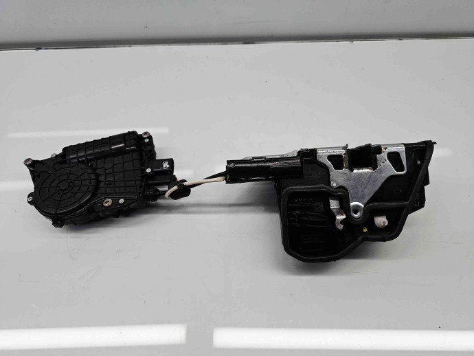 Broasca usa stanga fata Bmw 5 (F10) [Fabr 2011-2016]