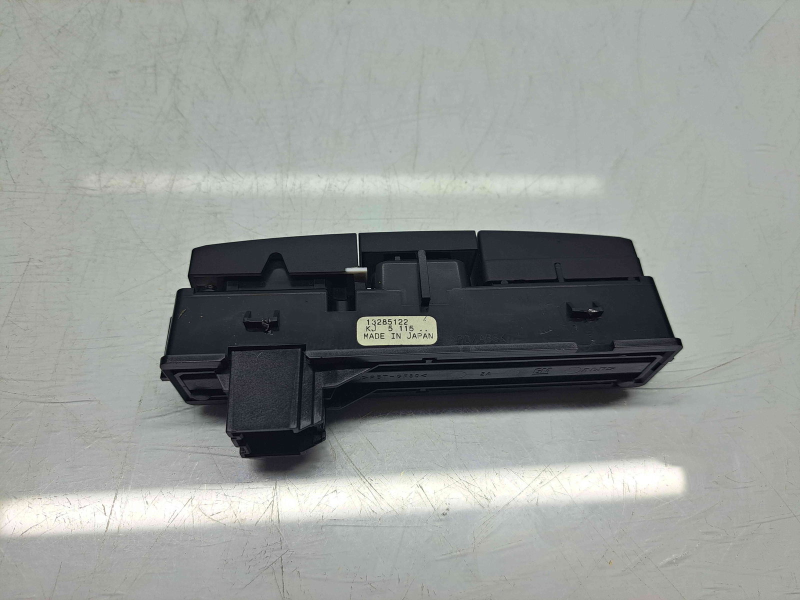 Buton avarii Opel Astra J [Fabr 2009-2015] 13285122 - imagine 3