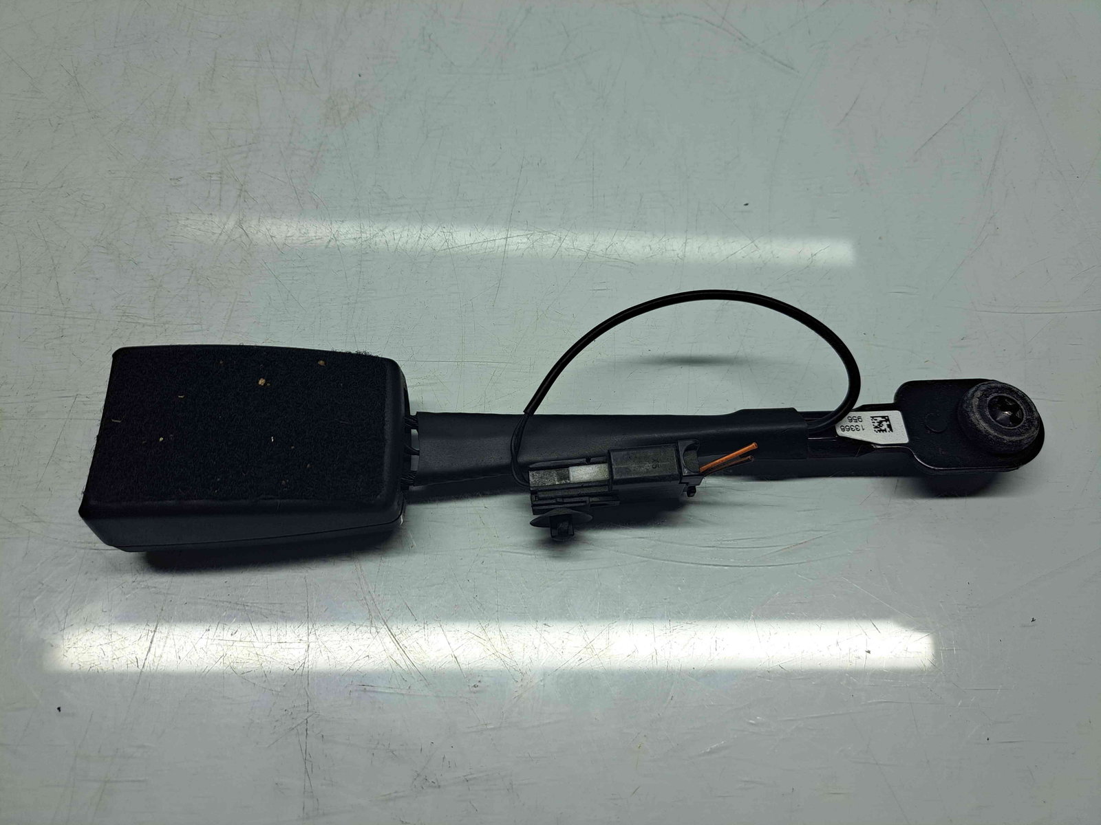 Capsa centura dreapta fata Opel Astra J [Fabr 2009-2015] 13367895 - imagine 3