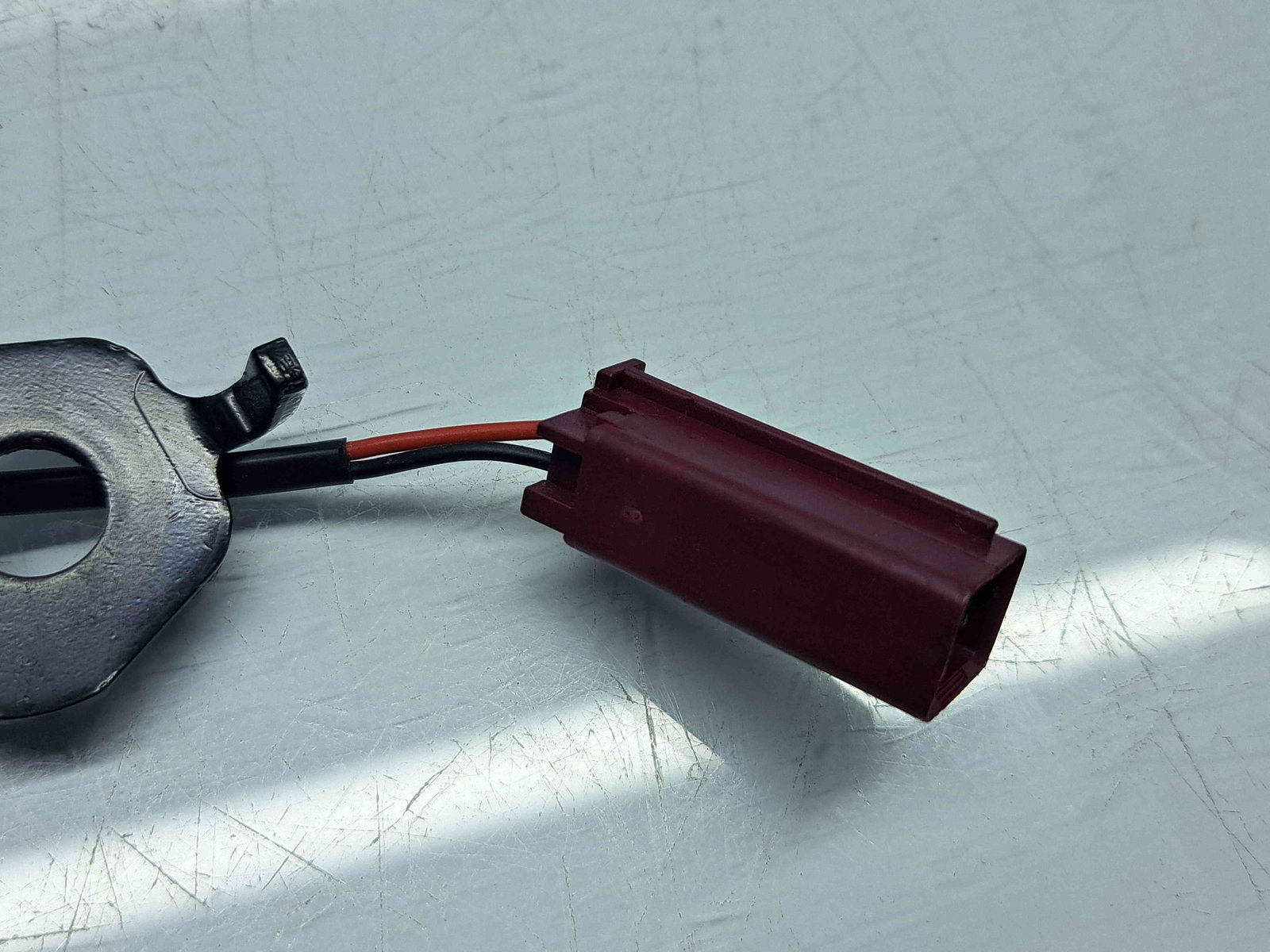 Capsa centura stanga fata Ford Fiesta 6 [Fabr 2008-2019] 8V51-B61208-DA - imagine 3