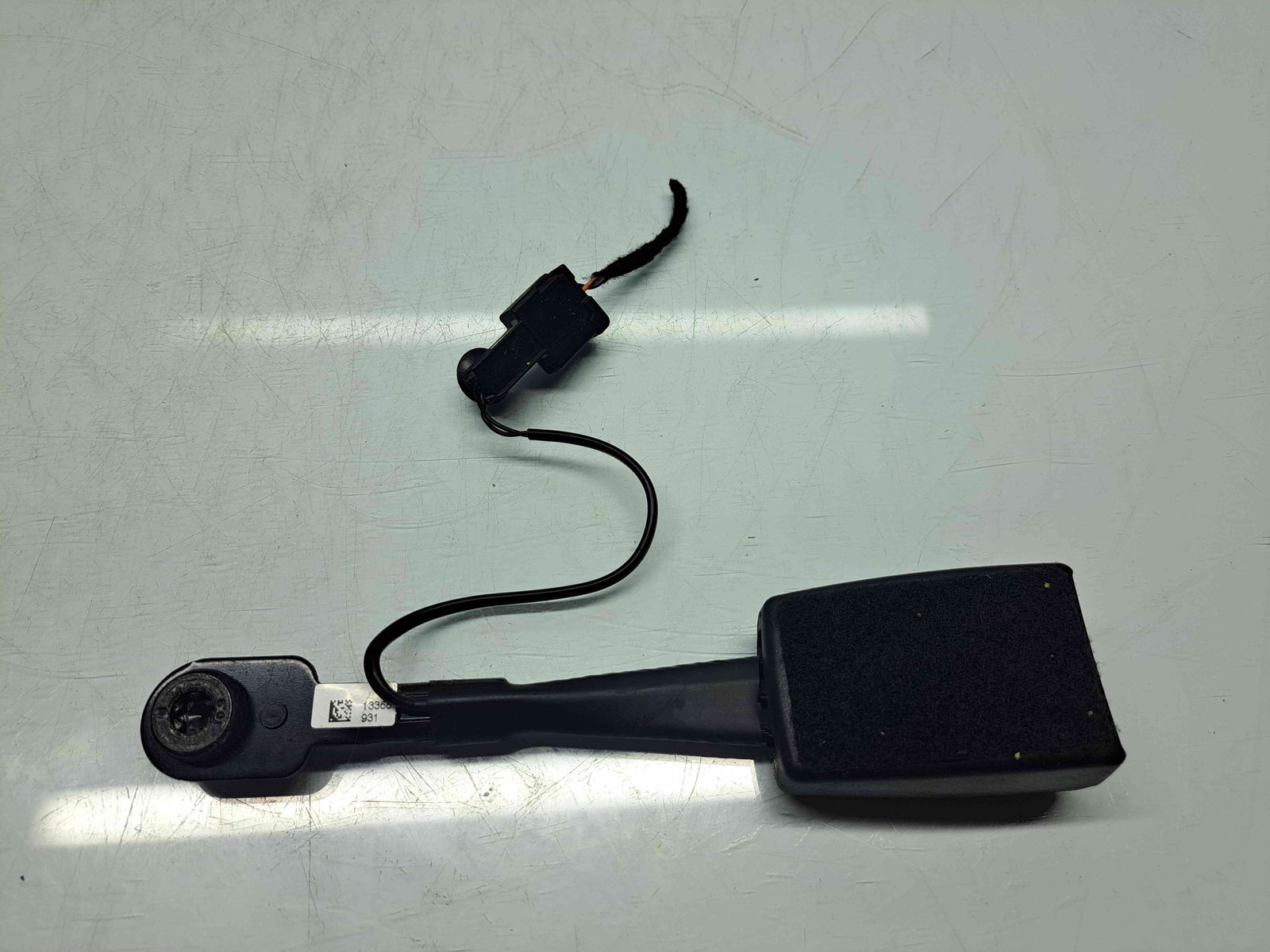 Capsa centura stanga fata Opel Astra J [Fabr 2009-2015] 13367897 - imagine 3