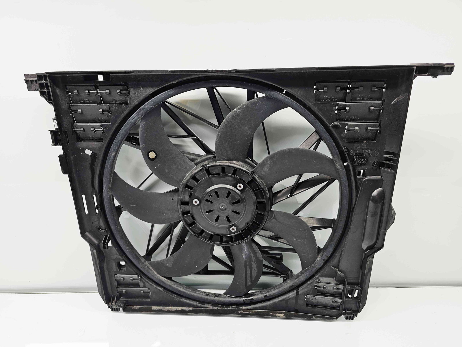 Electroventilator Bmw 5 (F10) [Fabr 2011-2016] 8509740 2.0 N47D20 160KW / 218CP - imagine 3