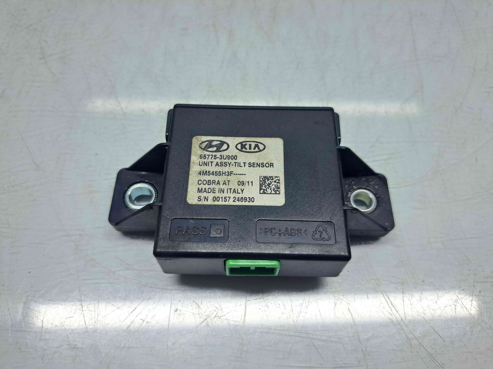 Modul confort Kia Sportage III [Fabr 2010-2016] 95775-3U900 - imagine 1