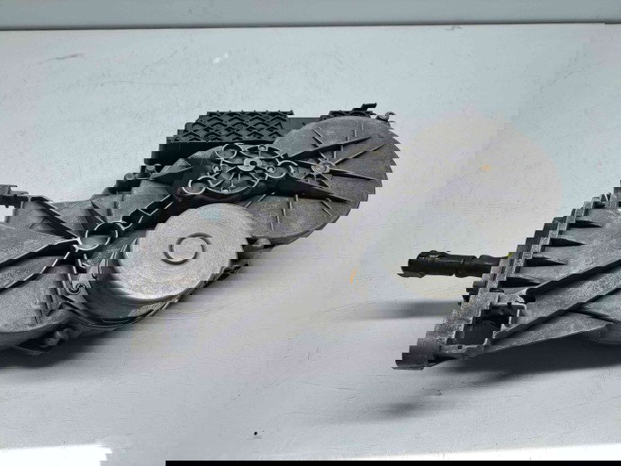 Motoras deschidere portbagaj Mercedes Clasa C Combi (W205) [Fabr 2015-prezent] A2059007218