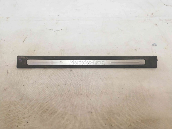 Ornament prag stanga fata A1696801174 Mercedes B200 W245 2.0 CDI 2005-2011