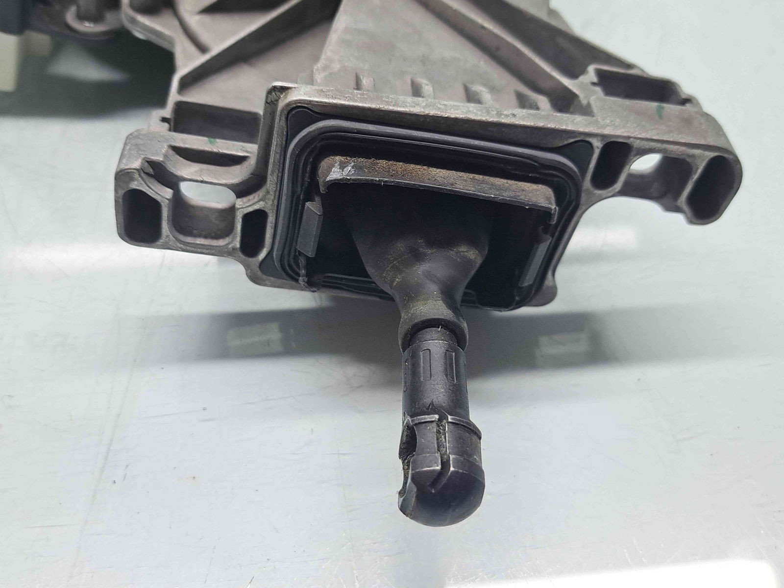 Motoras deschidere portbagaj Mercedes GLC SUV (X253) [Fabr 2015-2021] A2059007218 - imagine 3