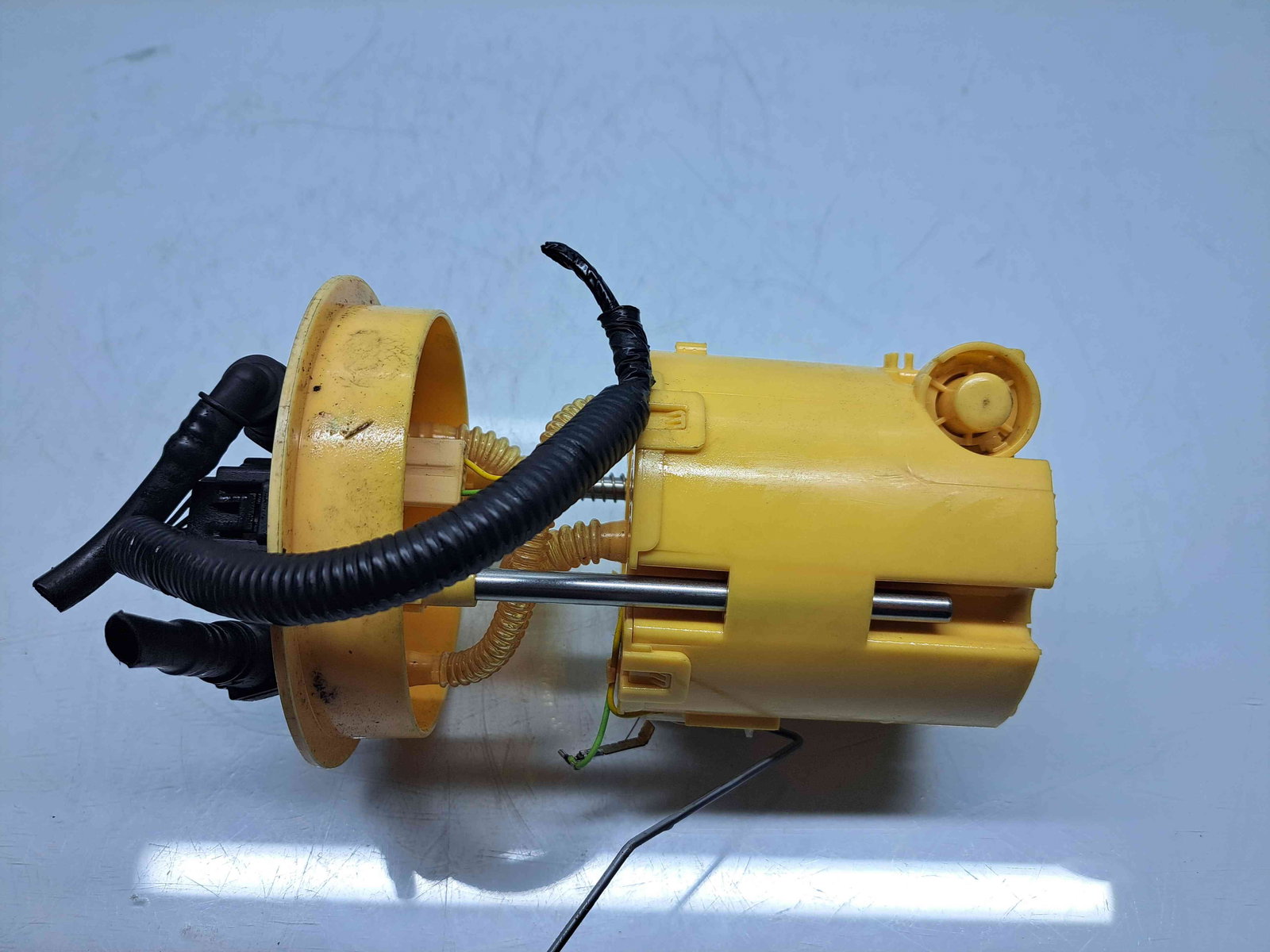 Pompa combustibil Ford Fiesta 6 [Fabr 2008-2019] 8V51-9275 1.4 TDCi DV4C 50KW / 68CP - imagine 4