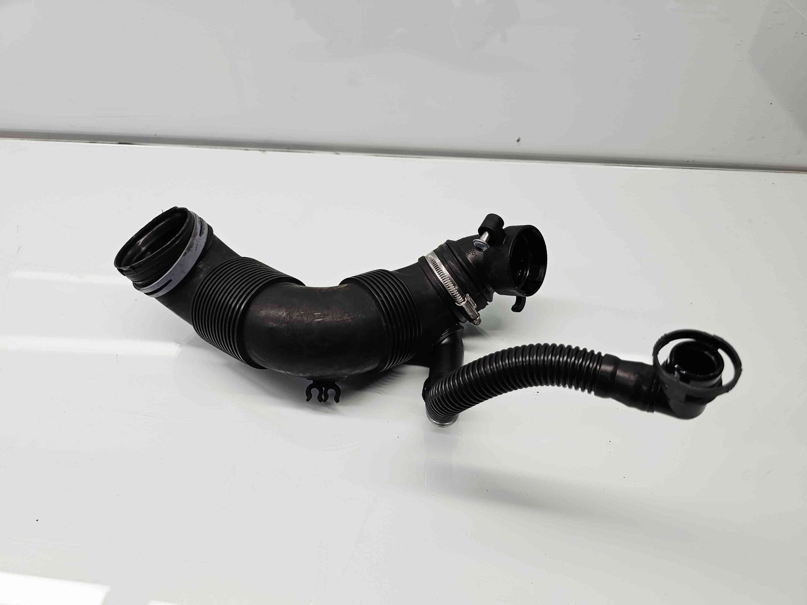 Tub admisie aer Volkswagen Golf 6 (5K1) [Fabr 2009-2013] 3C0129654M 1.6 TDI CAYC 77KW / 105CP
