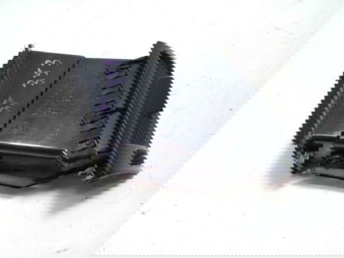 Grila aerisire stanga A 1698300154 Mercedes B200 W245 2.0 CDI 2005-2011