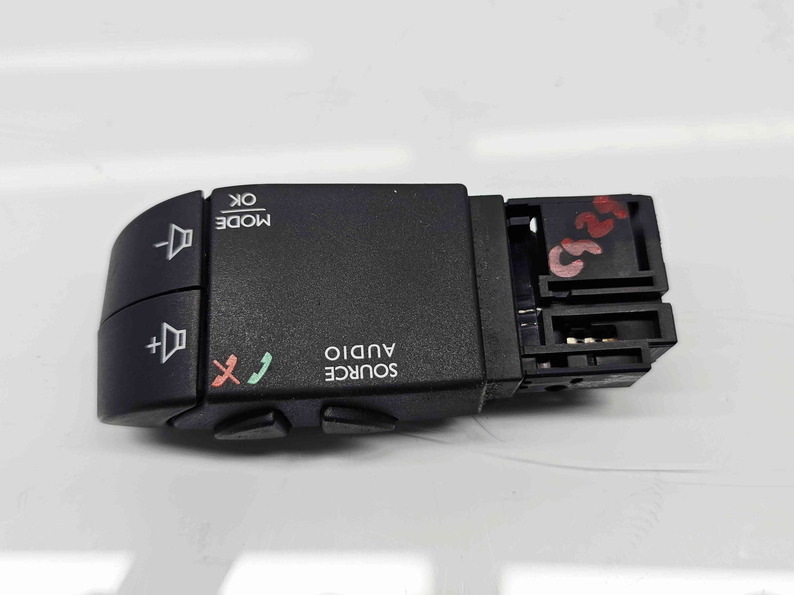 Comenzi volan Renault Clio 4 (B98) Hatchback [Fabr 2012-2020] 255522448R - imagine 1