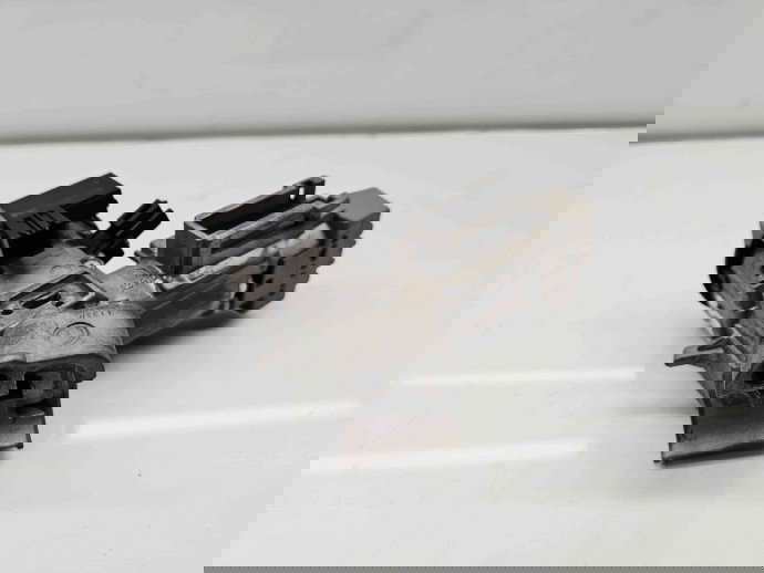  Contact cu cheie Ford Fiesta 6 [Fabr 2008-2019] 8V513F880CC 1.4 TDCi DV4C50KW / 68CP